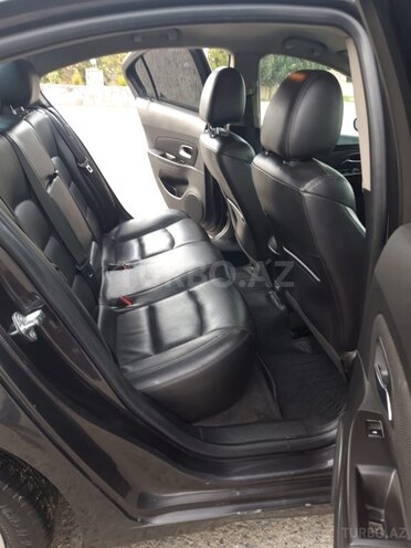 Chevrolet Cruze 2015, 280,000 km - 1.4 l - Yevlax