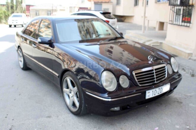 Mercedes E 280 2001, 210,000 km - 2.8 l - Bakı