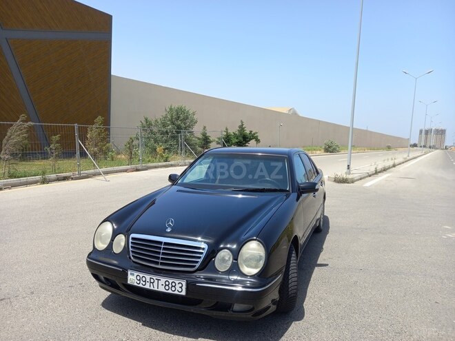 Mercedes E 220 2001, 367,123 km - 2.2 l - Bakı