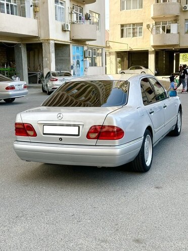 Mercedes E 230 1997, 531,000 km - 2.3 л - Bakı