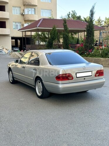 Mercedes E 230 1997, 531,000 km - 2.3 л - Bakı