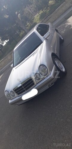 Mercedes E 280 1999, 267,000 km - 2.8 l - Gəncə