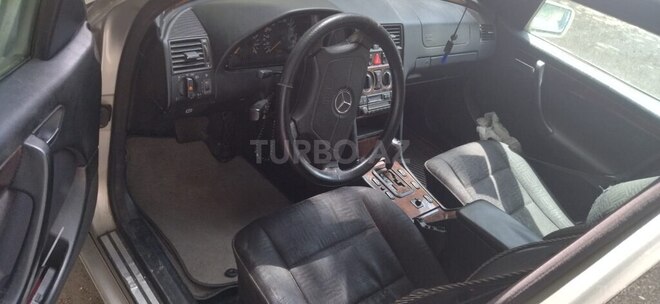 Mercedes C 220 1999, 368,278 km - 2.2 l - Bakı