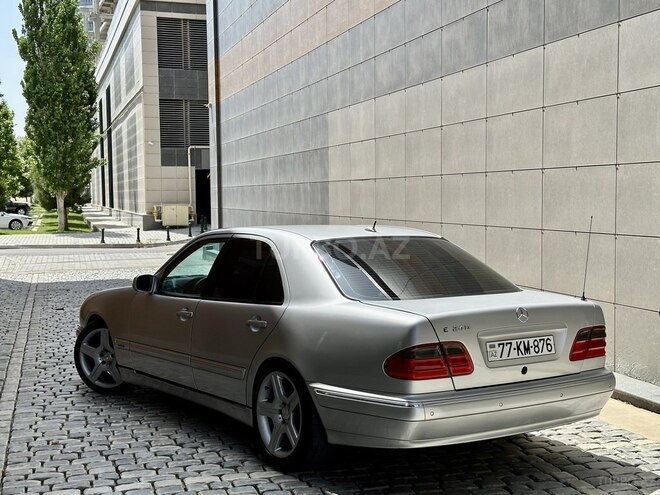 Mercedes E 240 2002, 125,000 km - 2.4 l - Bakı