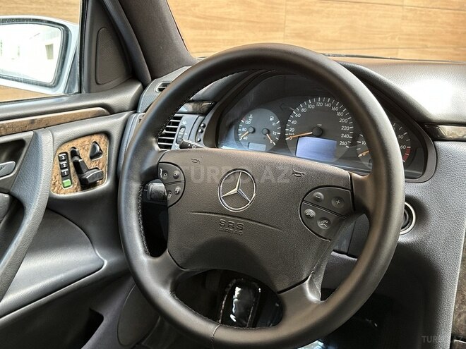 Mercedes E 240 2002, 125,000 km - 2.4 l - Bakı