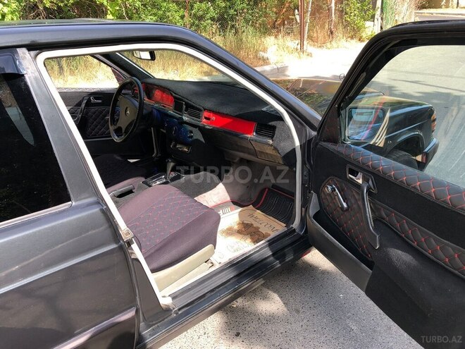 Mercedes 190 1990, 321,500 km - 1.8 л - Bakı