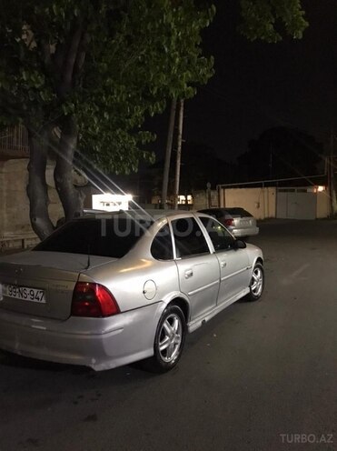 Opel Vectra 2000, 303,541 km - 1.8 l - Bakı