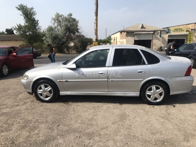 Opel Vectra 2000, 303,541 km - 1.8 l - Bakı