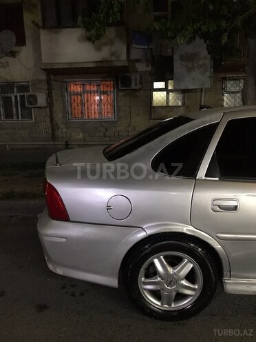 Opel Vectra 2000, 303,541 km - 1.8 l - Bakı