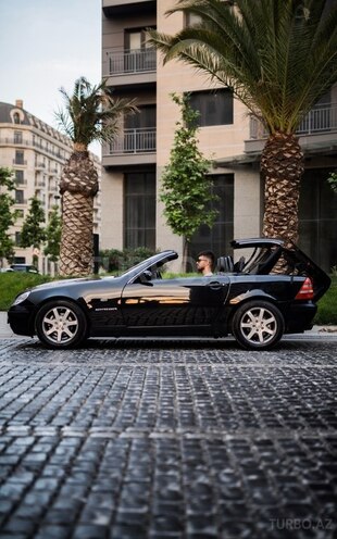 Mercedes SLK 230 1999, 144,841 km - 2.3 l - Bakı