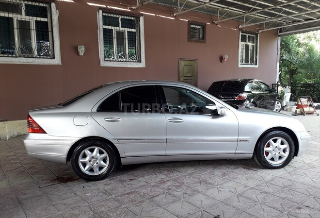 Mercedes C 200 2000, 254,528 km - 2.0 l - Şirvan