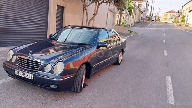 Mercedes E 240 2000, 427,000 km - 2.6 l - Bakı