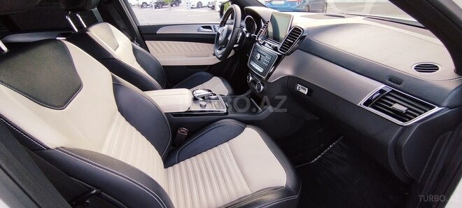Mercedes  2015, 101,000 km - 3.0 л - Bakı