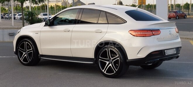 Mercedes  2015, 101,000 km - 3.0 л - Bakı