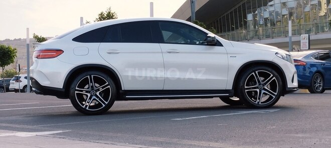 Mercedes  2015, 101,000 km - 3.0 л - Bakı