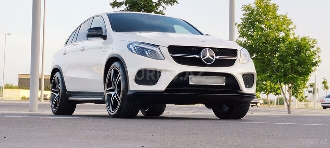 Mercedes  2015, 101,000 km - 3.0 л - Bakı
