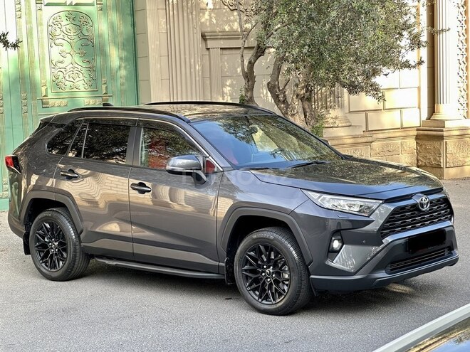 Toyota RAV4 2022, 4,000 km - 2.0 l - Bakı