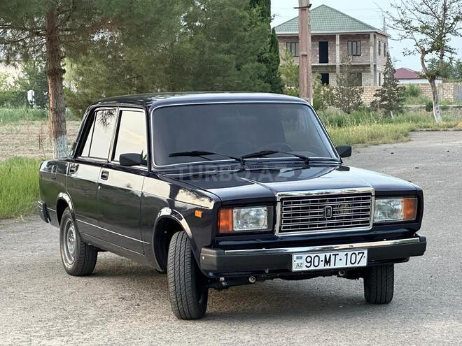 LADA (VAZ) 2107 2011, 172,000 km - 1.6 l - Salyan