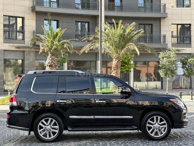 Lexus LX 570 2013, 243,000 km - 5.7 л - Bakı