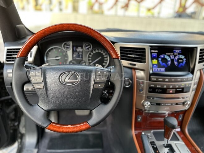 Lexus LX 570 2013, 243,000 km - 5.7 л - Bakı