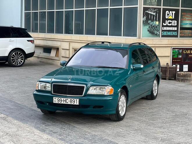 Mercedes C 220 1999, 852,600 km - 2.2 l - Sabirabad