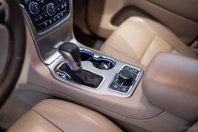Jeep Grand Cherokee 2017, 65,786 km - 3.6 l - Bakı