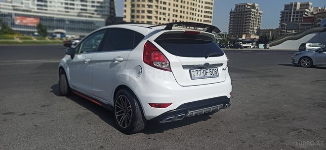 Ford Fiesta 2013, 259,000 km - 1.6 l - Bakı