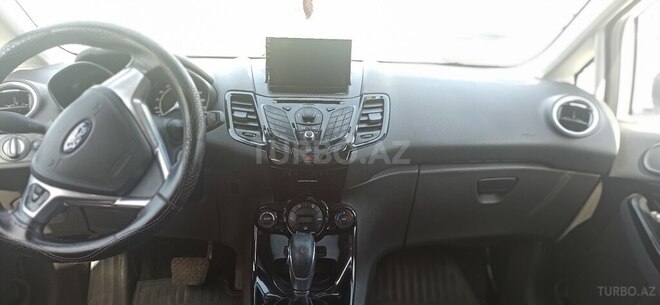 Ford Fiesta 2013, 259,000 km - 1.6 l - Bakı