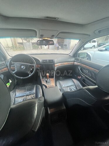BMW 520 1999, 300,000 km - 2.0 l - Bakı