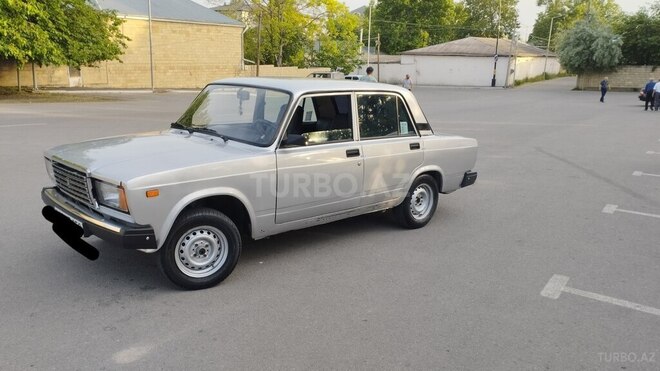 LADA (VAZ) 2107 2003, 15,000 km - 1.6 l - Şamaxı