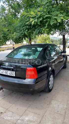 Volkswagen Passat 1998, 198,491 km - 1.8 l - Şamaxı