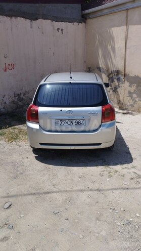 Toyota Corolla 2004, 321,415 km - 1.4 l - Bakı