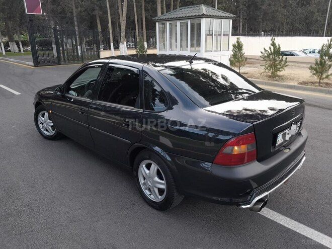 Opel Vectra 1996, 257,000 km - 2.0 л - Sumqayıt