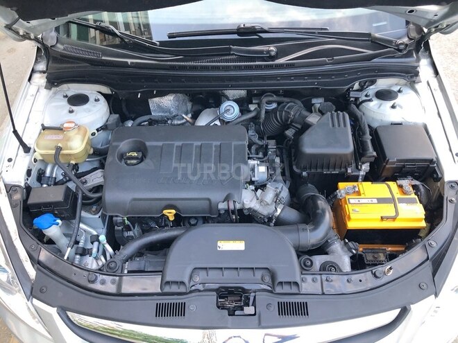 Hyundai i30 2010, 186,000 km - 1.6 l - Bakı