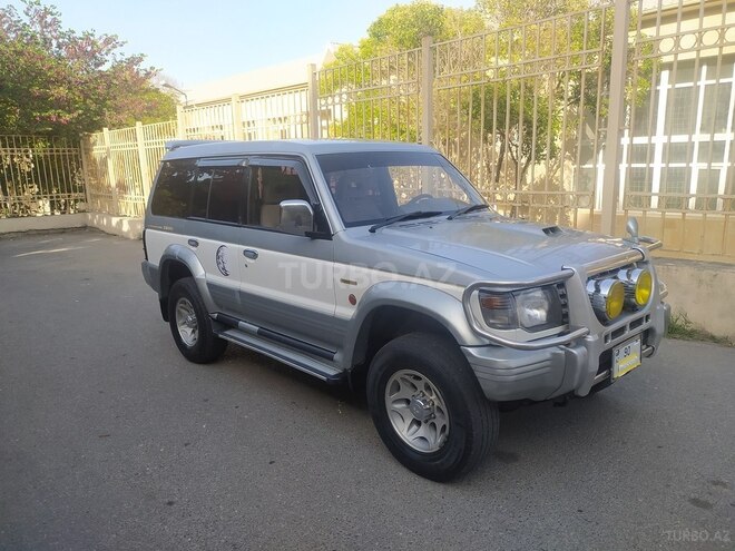 Mitsubishi Pajero 1995, 356,840 km - 2.8 l - Bakı