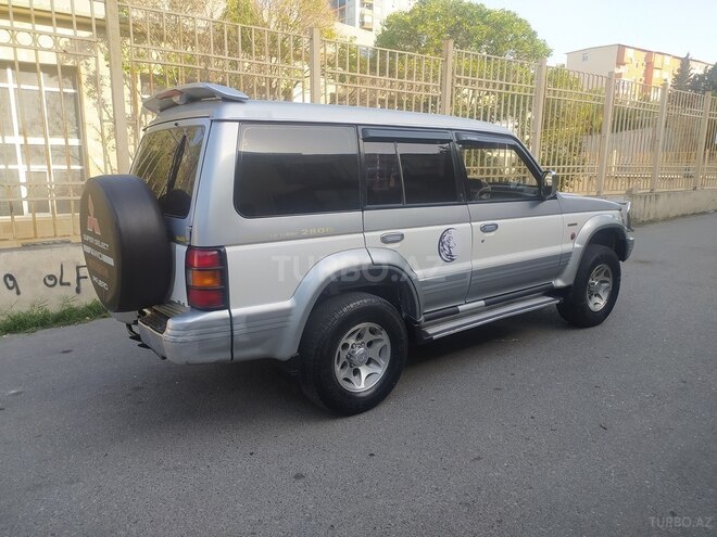 Mitsubishi Pajero 1995, 356,840 km - 2.8 l - Bakı