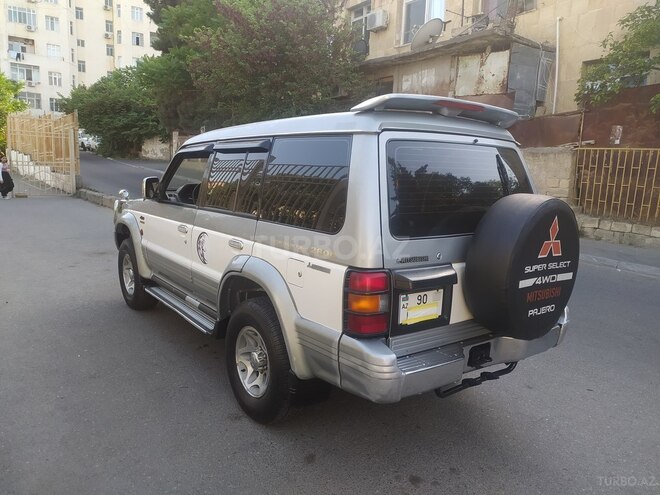 Mitsubishi Pajero 1995, 356,840 km - 2.8 l - Bakı
