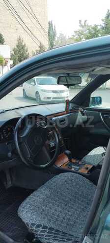 Mercedes E 230 1996, 295,000 km - 2.3 л - Sumqayıt