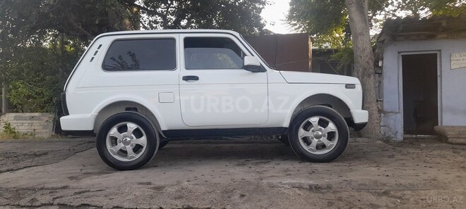 LADA (VAZ) Niva 2004, 100,000 km - 1.7 l - Bakı
