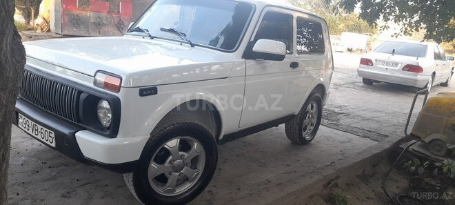 LADA (VAZ) Niva 2004, 100,000 km - 1.7 l - Bakı