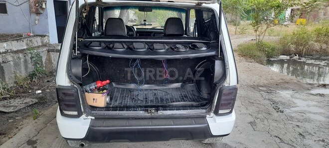 LADA (VAZ) Niva 2004, 100,000 km - 1.7 l - Bakı