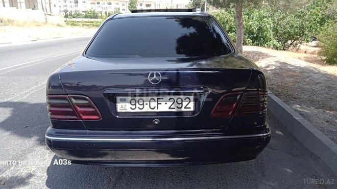 Mercedes E 240 2000, 298,304 km - 2.4 l - Bakı