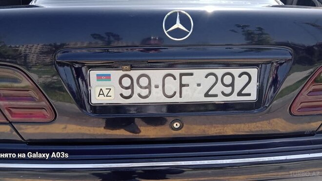Mercedes E 240 2000, 298,304 km - 2.4 l - Bakı