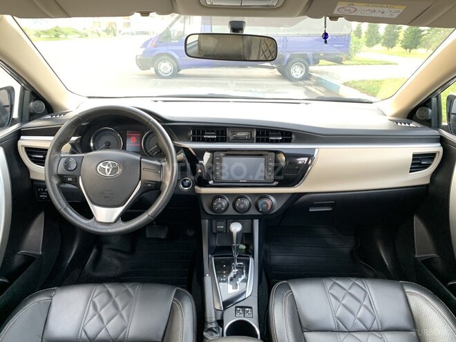 Toyota Corolla 2014, 173,000 km - 1.6 l - Bakı
