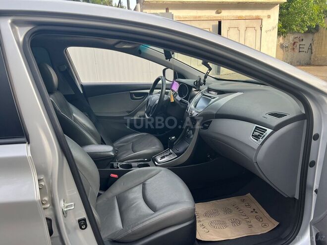 Hyundai Elantra 2012, 32,000 km - 1.8 л - Bakı