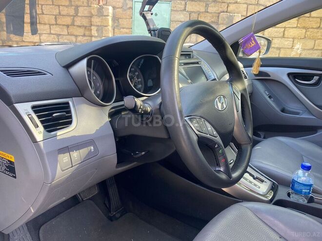 Hyundai Elantra 2012, 32,000 km - 1.8 л - Bakı