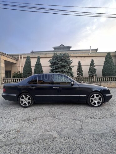 Mercedes E 240 1999, 355,000 km - 2.4 l - Bakı