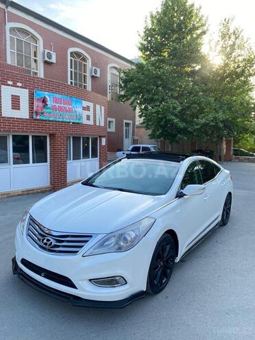 Hyundai Azera 2012, 250,000 km - 2.4 л - Şirvan