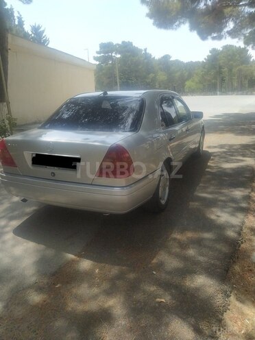 Mercedes C 180 1995, 418,000 km - 1.8 l - Sumqayıt