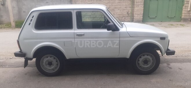 LADA (VAZ) Niva 2008, 265,000 km - 1.7 l - Mingəçevir